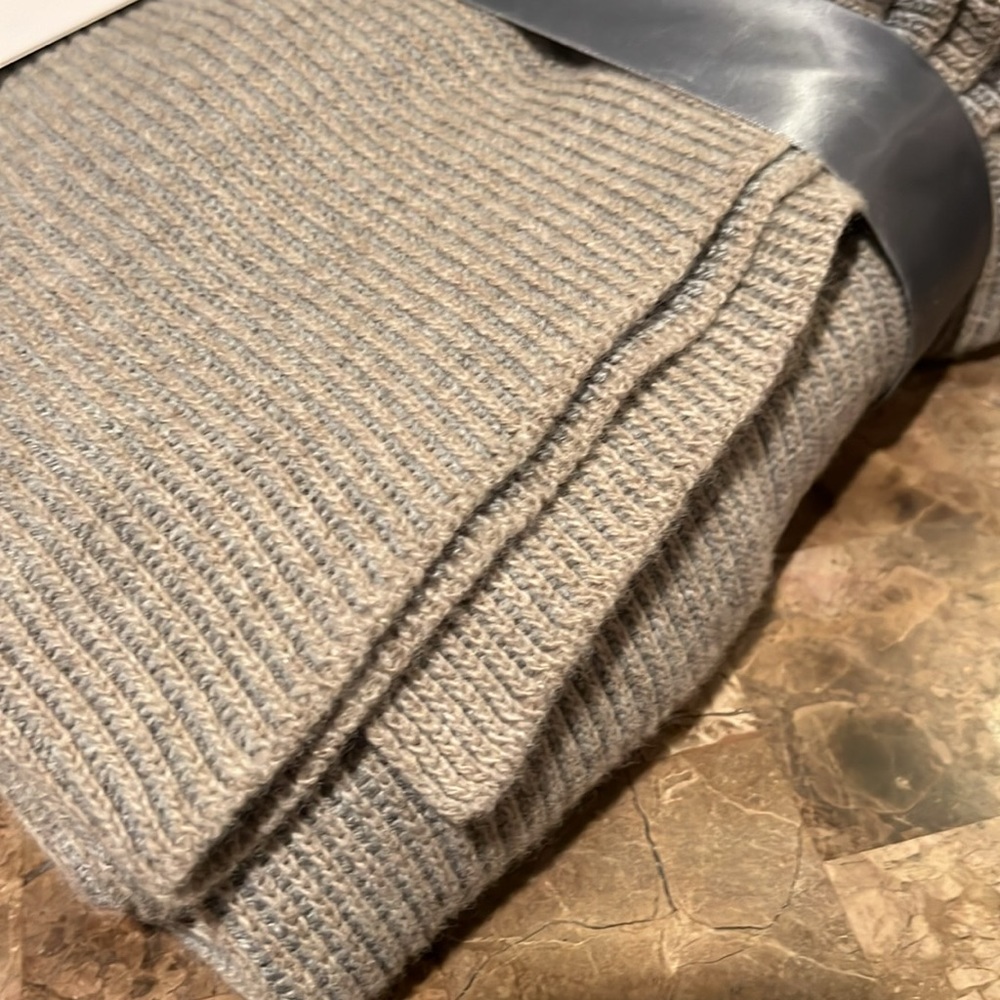 Hotel Collection Reversible Knit Throw - Picture 4 of 6